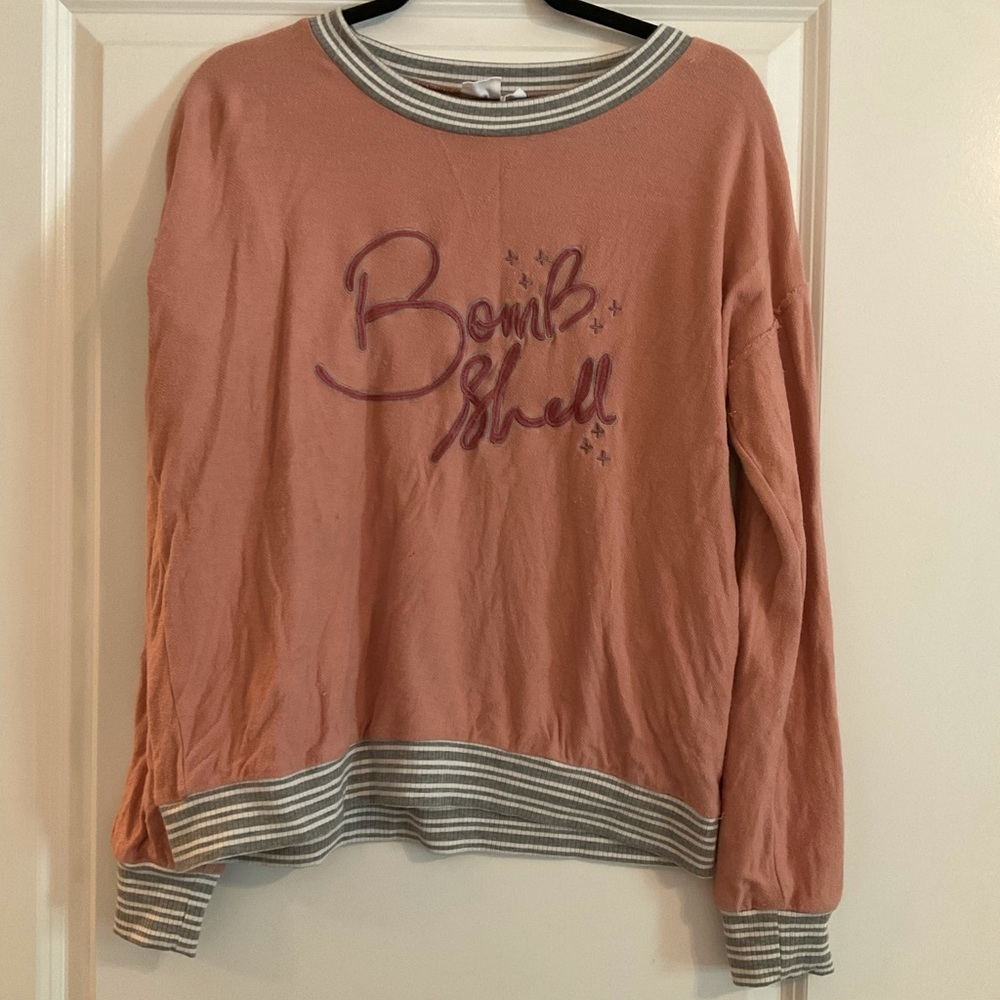 SOME DAYS LOVIN BOMBSHELL SWEATSHIRT
